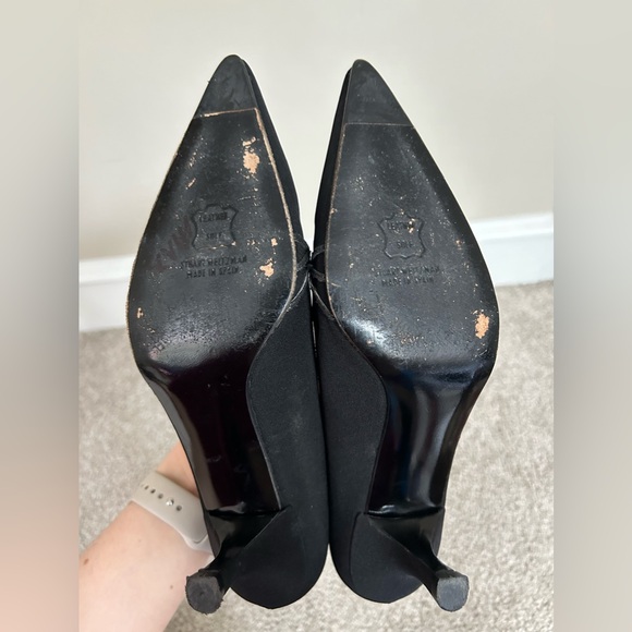 Vintage Stuart Weitzman Black Kitten Heel in Size 7 1/2 - Picture 6 of 8
